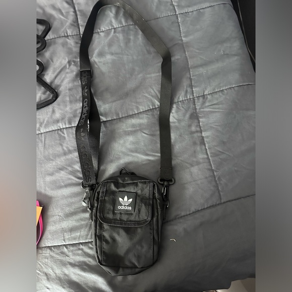 Adidas bag - Picture 1 of 1